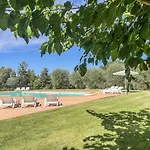 By Casamerina, With Private Pool, Soccer Field, Ping Pong *