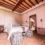 By Casamerina, With Private Pool, Soccer Field, Ping Pong Fratta Todina
