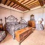By Casamerina, With Private Pool, Soccer Field, Ping Pong * Fratta Todina