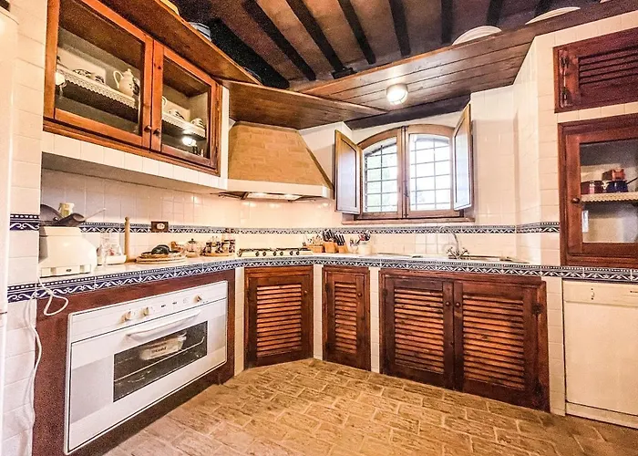 By Casamerina, With Private Pool, Soccer Field, Ping Pong * Fratta Todina