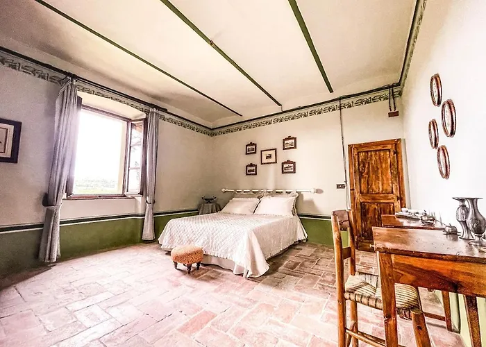 By Casamerina, With Private Pool, Soccer Field, Ping Pong Fratta Todina