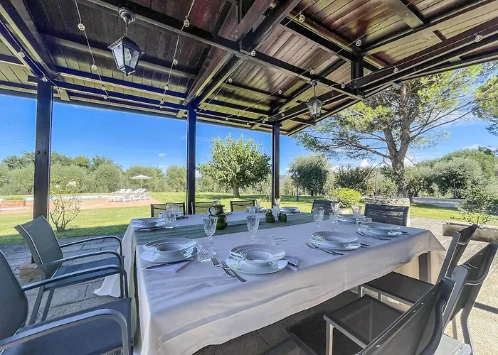 By Casamerina, With Private Pool, Soccer Field, Ping Pong *