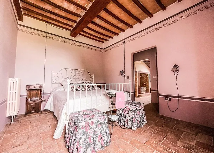 By Casamerina, With Private Pool, Soccer Field, Ping Pong Fratta Todina