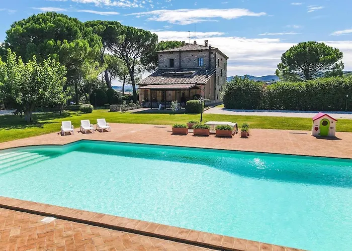 By Casamerina, With Private Pool, Soccer Field, Ping Pong * Fratta Todina